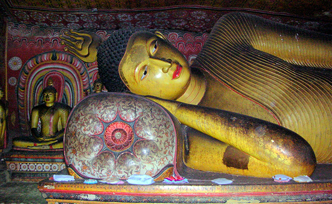 Dambulla Cave Temple Day Tour – Explore Sri Lanka’s Sacred Rock Temples